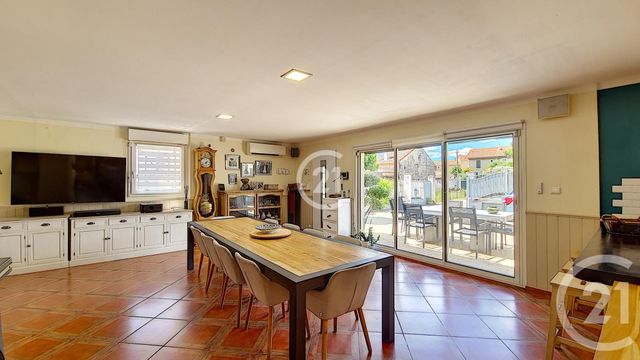 maison à vendre - 5 pièces - 117.0 m2 - ARLES - 13 - PROVENCE-ALPES-COTE-D-AZUR - Century 21 Horizons maison à vendre - 5 pièces - 117.0 m2 - ARLES - 13 - PROVENCE-ALPES-COTE-D-AZUR - Century 21 Horizons