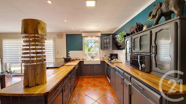 maison à vendre - 5 pièces - 117.0 m2 - ARLES - 13 - PROVENCE-ALPES-COTE-D-AZUR - Century 21 Horizons maison à vendre - 5 pièces - 117.0 m2 - ARLES - 13 - PROVENCE-ALPES-COTE-D-AZUR - Century 21 Horizons