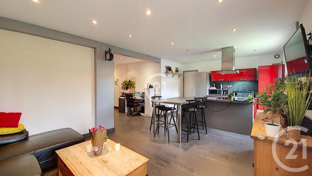 Appartement F3 à vendre - 4 pièces - 71.04 m2 - ST MARTIN DE CRAU - 13 - PROVENCE-ALPES-COTE-D-AZUR - Century 21 Horizons Appartement F3 à vendre - 4 pièces - 71.04 m2 - ST MARTIN DE CRAU - 13 - PROVENCE-ALPES-COTE-D-AZUR - Century 21 Horizons