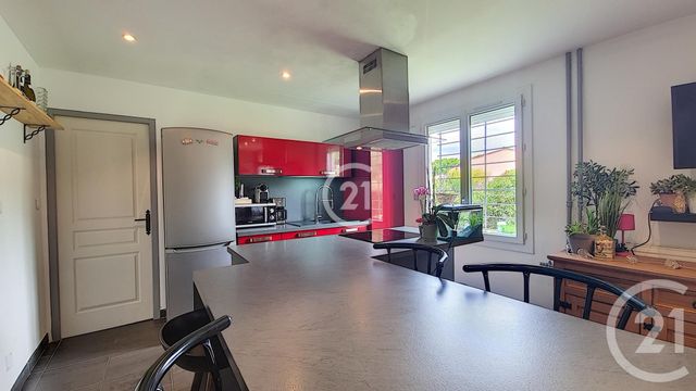Appartement F3 à vendre - 4 pièces - 71.04 m2 - ST MARTIN DE CRAU - 13 - PROVENCE-ALPES-COTE-D-AZUR - Century 21 Horizons Appartement F3 à vendre - 4 pièces - 71.04 m2 - ST MARTIN DE CRAU - 13 - PROVENCE-ALPES-COTE-D-AZUR - Century 21 Horizons