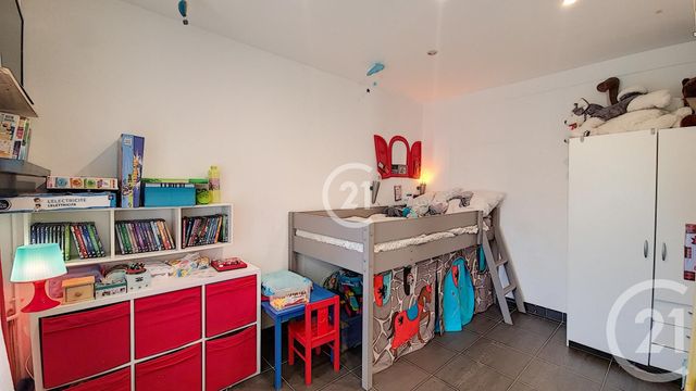 Appartement F3 à vendre - 4 pièces - 71.04 m2 - ST MARTIN DE CRAU - 13 - PROVENCE-ALPES-COTE-D-AZUR - Century 21 Horizons Appartement F3 à vendre - 4 pièces - 71.04 m2 - ST MARTIN DE CRAU - 13 - PROVENCE-ALPES-COTE-D-AZUR - Century 21 Horizons