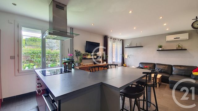 Appartement F3 à vendre - 4 pièces - 71.04 m2 - ST MARTIN DE CRAU - 13 - PROVENCE-ALPES-COTE-D-AZUR - Century 21 Horizons Appartement F3 à vendre - 4 pièces - 71.04 m2 - ST MARTIN DE CRAU - 13 - PROVENCE-ALPES-COTE-D-AZUR - Century 21 Horizons