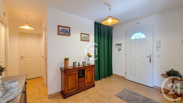 Appartement F4 à vendre - 4 pièces - 87.5 m2 - MAUSSANE LES ALPILLES - 13 - PROVENCE-ALPES-COTE-D-AZUR - Century 21 Horizons Appartement F4 à vendre - 4 pièces - 87.5 m2 - MAUSSANE LES ALPILLES - 13 - PROVENCE-ALPES-COTE-D-AZUR - Century 21 Horizons