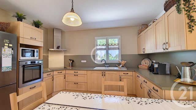 Appartement F4 à vendre - 4 pièces - 87.5 m2 - MAUSSANE LES ALPILLES - 13 - PROVENCE-ALPES-COTE-D-AZUR - Century 21 Horizons Appartement F4 à vendre - 4 pièces - 87.5 m2 - MAUSSANE LES ALPILLES - 13 - PROVENCE-ALPES-COTE-D-AZUR - Century 21 Horizons