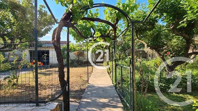maison à vendre - 5 pièces - 127.0 m2 - ARLES - 13 - PROVENCE-ALPES-COTE-D-AZUR - Century 21 Horizons maison à vendre - 5 pièces - 127.0 m2 - ARLES - 13 - PROVENCE-ALPES-COTE-D-AZUR - Century 21 Horizons