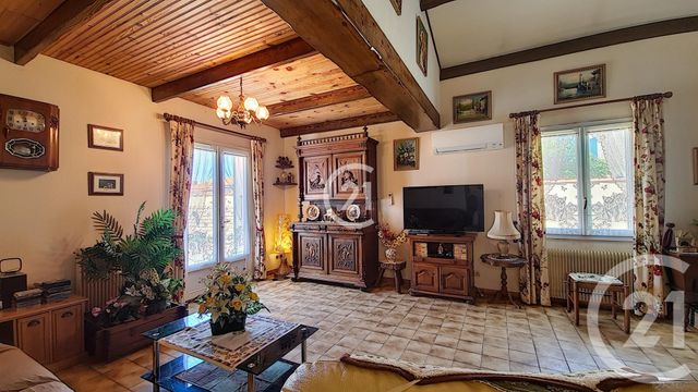 Afficher la photo en grand maison à vendre - 4 pièces - 120.0 m2 - ST MARTIN DE CRAU - 13 - PROVENCE-ALPES-COTE-D-AZUR - Century 21 Horizons