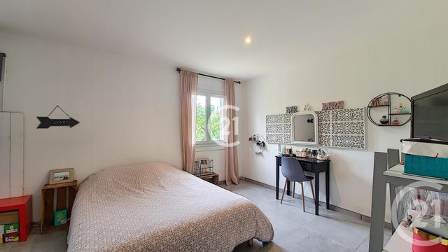 Afficher la photo en grand maison à vendre - 5 pièces - 103.0 m2 - ST MARTIN DE CRAU - 13 - PROVENCE-ALPES-COTE-D-AZUR - Century 21 Horizons