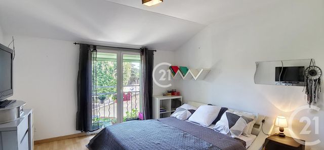 Afficher la photo en grand maison à vendre - 5 pièces - 124.64 m2 - ARLES - 13 - PROVENCE-ALPES-COTE-D-AZUR - Century 21 Horizons