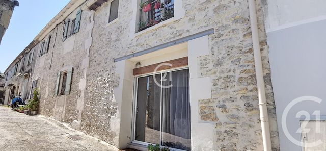 Afficher la photo en grand maison à vendre - 5 pièces - 124.64 m2 - ARLES - 13 - PROVENCE-ALPES-COTE-D-AZUR - Century 21 Horizons