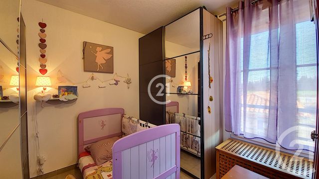 Afficher la photo en grand maison à vendre - 4 pièces - 81.13 m2 - ST MARTIN DE CRAU - 13 - PROVENCE-ALPES-COTE-D-AZUR - Century 21 Horizons