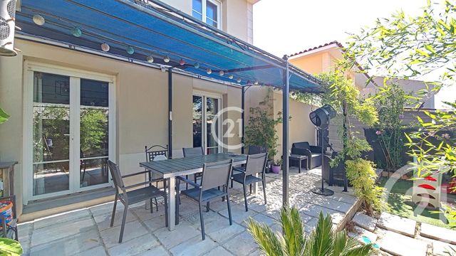 Afficher la photo en grand maison à vendre - 4 pièces - 81.13 m2 - ST MARTIN DE CRAU - 13 - PROVENCE-ALPES-COTE-D-AZUR - Century 21 Horizons