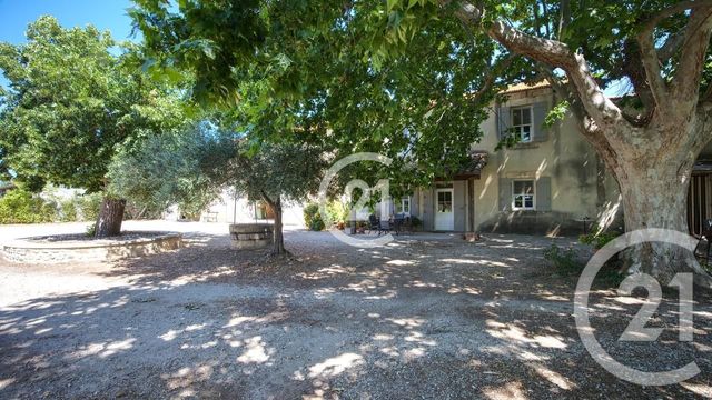maison à vendre - 7 pièces - 205.05 m2 - ST MARTIN DE CRAU - 13 - PROVENCE-ALPES-COTE-D-AZUR - Century 21 Horizons