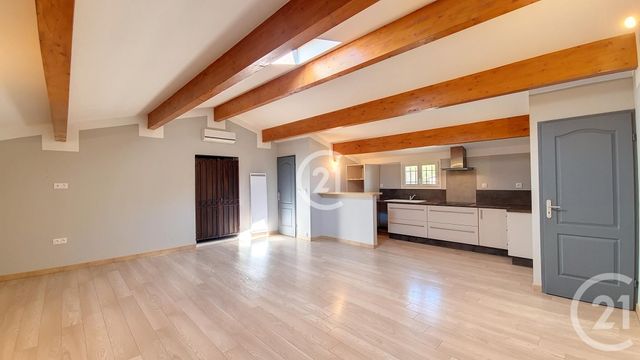 Appartement T3 à louer ST MARTIN DE CRAU
