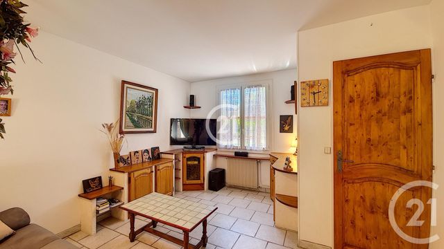 Afficher la photo en grand maison à vendre - 4 pièces - 92.76 m2 - ST MARTIN DE CRAU - 13 - PROVENCE-ALPES-COTE-D-AZUR - Century 21 Horizons