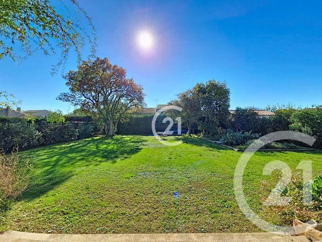 maison à vendre - 5 pièces - 130.0 m2 - ST MARTIN DE CRAU - 13 - PROVENCE-ALPES-COTE-D-AZUR - Century 21 Horizons