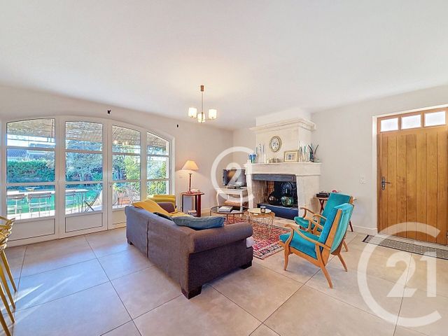 maison à vendre - 5 pièces - 130.0 m2 - ST MARTIN DE CRAU - 13 - PROVENCE-ALPES-COTE-D-AZUR - Century 21 Horizons