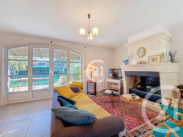 maison à vendre - 5 pièces - 130.0 m2 - ST MARTIN DE CRAU - 13 - PROVENCE-ALPES-COTE-D-AZUR - Century 21 Horizons