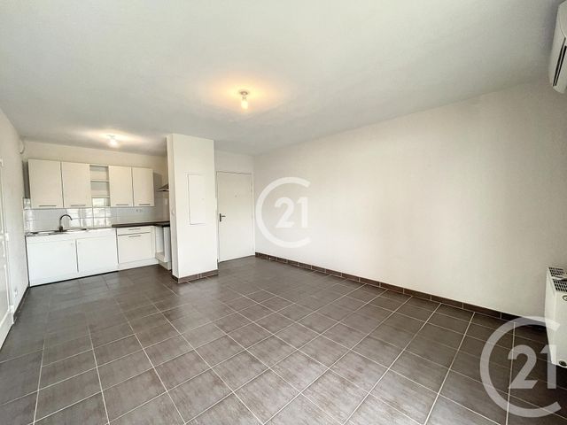 appartement - ST MARTIN DE CRAU - 13
