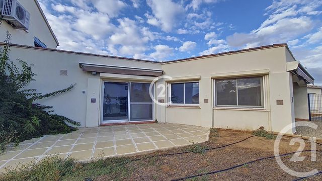 Appartement T4 à vendre - 4 pièces - 125.0 m2 - ST MARTIN DE CRAU - 13 - PROVENCE-ALPES-COTE-D-AZUR - Century 21 Horizons