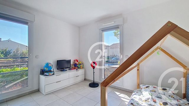 maison à vendre - 4 pièces - 90.0 m2 - ST MARTIN DE CRAU - 13 - PROVENCE-ALPES-COTE-D-AZUR - Century 21 Horizons