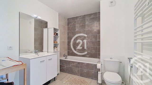 maison à vendre - 4 pièces - 90.0 m2 - ST MARTIN DE CRAU - 13 - PROVENCE-ALPES-COTE-D-AZUR - Century 21 Horizons