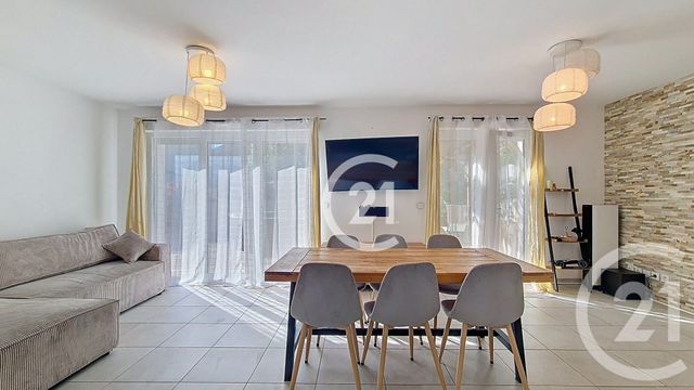 maison à vendre - 4 pièces - 90.0 m2 - ST MARTIN DE CRAU - 13 - PROVENCE-ALPES-COTE-D-AZUR - Century 21 Horizons