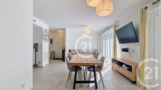 maison à vendre - 4 pièces - 90.0 m2 - ST MARTIN DE CRAU - 13 - PROVENCE-ALPES-COTE-D-AZUR - Century 21 Horizons