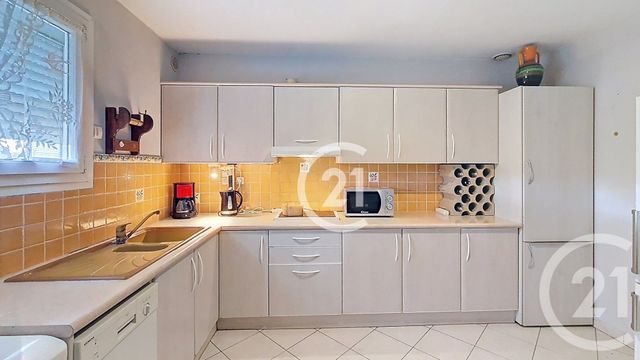 maison à vendre - 4 pièces - 93.9 m2 - ST MARTIN DE CRAU - 13 - PROVENCE-ALPES-COTE-D-AZUR - Century 21 Horizons