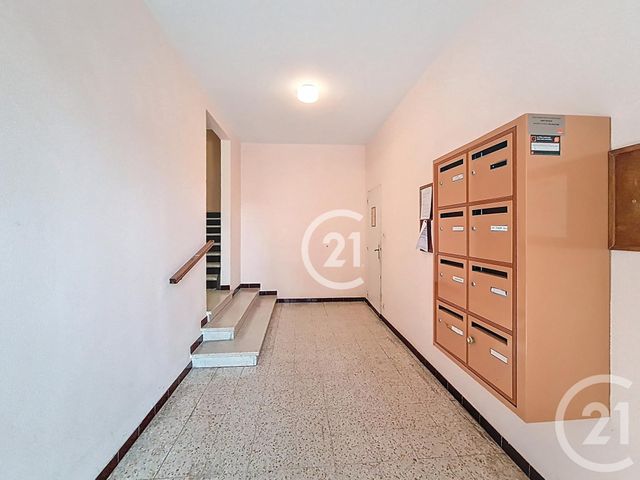 Appartement F2 à vendre - 2 pièces - 45.99 m2 - ARLES - 13 - PROVENCE-ALPES-COTE-D-AZUR - Century 21 Horizons