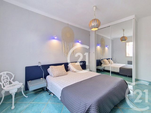 Appartement T3 à vendre - 3 pièces - 70.59 m2 - ST MARTIN DE CRAU - 13 - PROVENCE-ALPES-COTE-D-AZUR - Century 21 Horizons