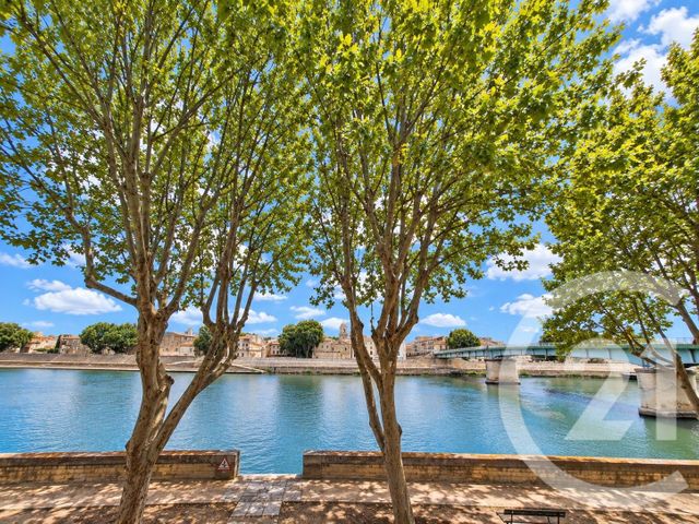 Appartement T3 à vendre - 3 pièces - 70.59 m2 - ST MARTIN DE CRAU - 13 - PROVENCE-ALPES-COTE-D-AZUR - Century 21 Horizons