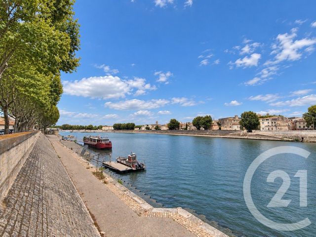 Appartement T3 à vendre - 3 pièces - 70.59 m2 - ST MARTIN DE CRAU - 13 - PROVENCE-ALPES-COTE-D-AZUR - Century 21 Horizons