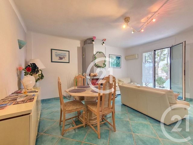 Appartement T3 à vendre - 3 pièces - 70.59 m2 - ST MARTIN DE CRAU - 13 - PROVENCE-ALPES-COTE-D-AZUR - Century 21 Horizons
