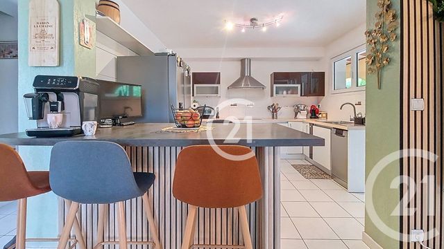 maison à vendre - 4 pièces - 120.3 m2 - ST MARTIN DE CRAU - 13 - PROVENCE-ALPES-COTE-D-AZUR - Century 21 Horizons