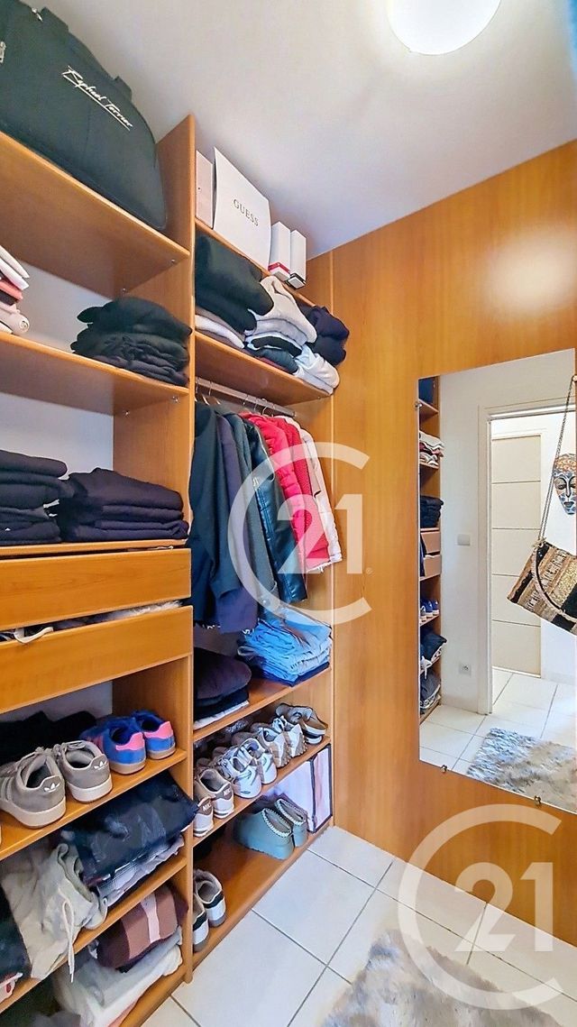 maison à vendre - 4 pièces - 120.3 m2 - ST MARTIN DE CRAU - 13 - PROVENCE-ALPES-COTE-D-AZUR - Century 21 Horizons