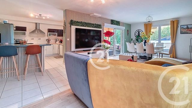 maison à vendre - 4 pièces - 120.3 m2 - ST MARTIN DE CRAU - 13 - PROVENCE-ALPES-COTE-D-AZUR - Century 21 Horizons