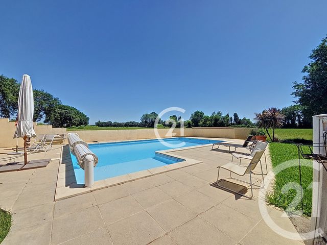 Afficher la photo en grand maison à vendre - 9 pièces - 225.8 m2 - ST MARTIN DE CRAU - 13 - PROVENCE-ALPES-COTE-D-AZUR - Century 21 Horizons