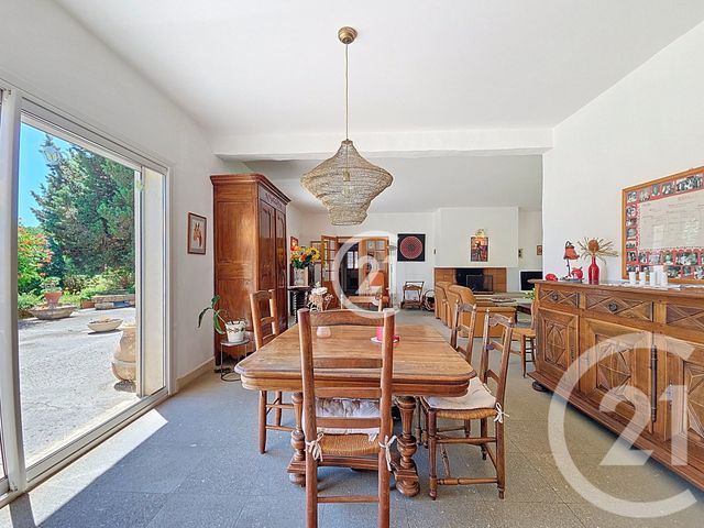 Afficher la photo en grand maison à vendre - 9 pièces - 225.8 m2 - ST MARTIN DE CRAU - 13 - PROVENCE-ALPES-COTE-D-AZUR - Century 21 Horizons