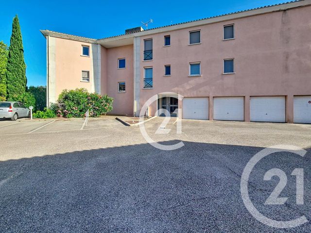 Appartement T2 à vendre - 2 pièces - 45.7 m2 - ST MARTIN DE CRAU - 13 - PROVENCE-ALPES-COTE-D-AZUR - Century 21 Horizons