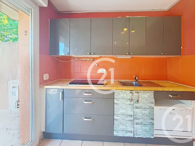 Appartement T2 à vendre - 2 pièces - 45.7 m2 - ST MARTIN DE CRAU - 13 - PROVENCE-ALPES-COTE-D-AZUR - Century 21 Horizons