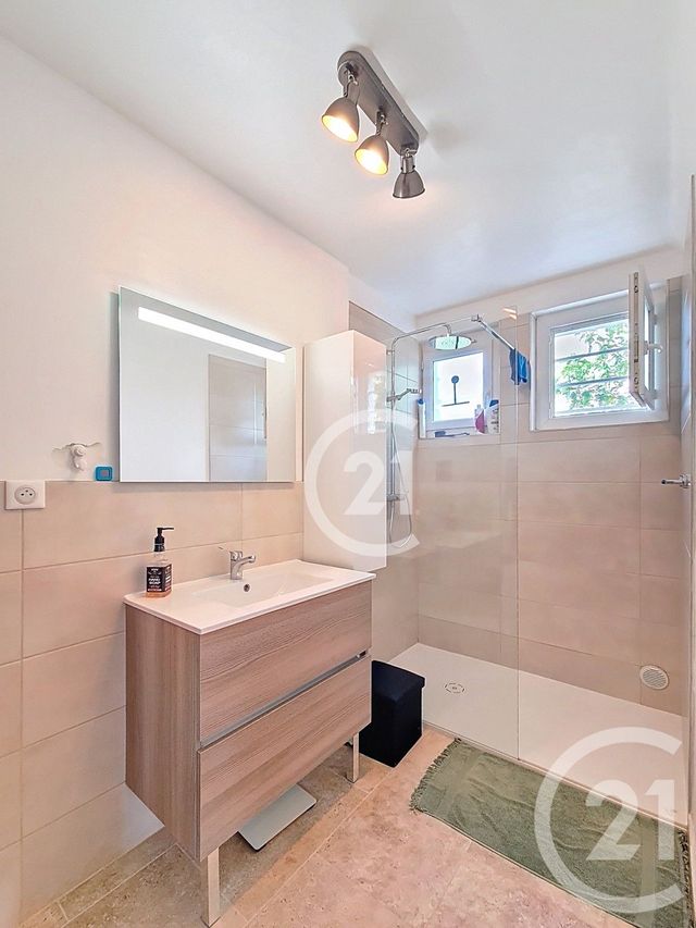 maison à vendre - 4 pièces - 137.51 m2 - ST MARTIN DE CRAU - 13 - PROVENCE-ALPES-COTE-D-AZUR - Century 21 Horizons