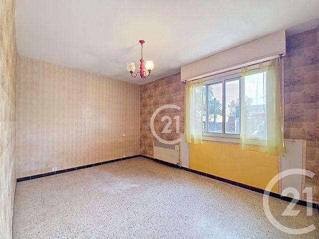 Afficher la photo en grand maison à vendre - 4 pièces - 92.42 m2 - ST MARTIN DE CRAU - 13 - PROVENCE-ALPES-COTE-D-AZUR - Century 21 Horizons