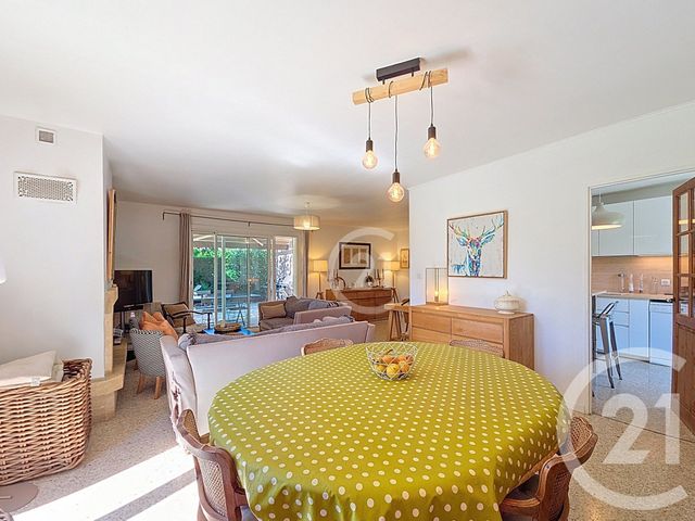 Afficher la photo en grand maison à vendre - 4 pièces - 109.37 m2 - ST MARTIN DE CRAU - 13 - PROVENCE-ALPES-COTE-D-AZUR - Century 21 Horizons