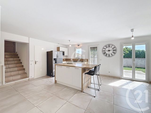 maison à vendre - 4 pièces - 133.53 m2 - ST MARTIN DE CRAU - 13 - PROVENCE-ALPES-COTE-D-AZUR - Century 21 Horizons