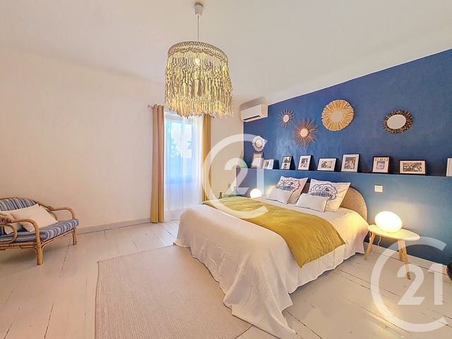 maison à vendre - 8 pièces - 205.4 m2 - ST MARTIN DE CRAU - 13 - PROVENCE-ALPES-COTE-D-AZUR - Century 21 Horizons