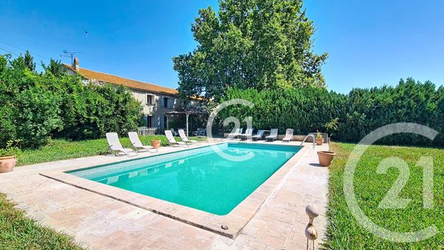 maison à vendre - 8 pièces - 205.4 m2 - ST MARTIN DE CRAU - 13 - PROVENCE-ALPES-COTE-D-AZUR - Century 21 Horizons