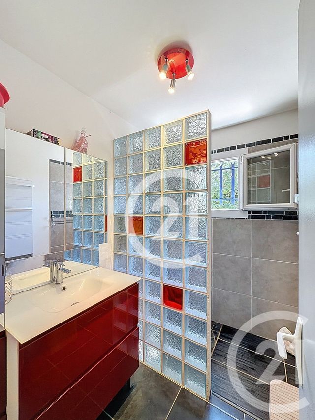 maison à vendre - 4 pièces - 86.93 m2 - ST MARTIN DE CRAU - 13 - PROVENCE-ALPES-COTE-D-AZUR - Century 21 Horizons