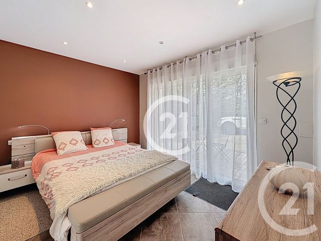 Afficher la photo en grand maison à vendre - 4 pièces - 157.13 m2 - ST MARTIN DE CRAU - 13 - PROVENCE-ALPES-COTE-D-AZUR - Century 21 Horizons