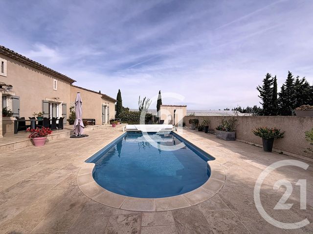 Afficher la photo en grand maison à vendre - 4 pièces - 157.13 m2 - ST MARTIN DE CRAU - 13 - PROVENCE-ALPES-COTE-D-AZUR - Century 21 Horizons