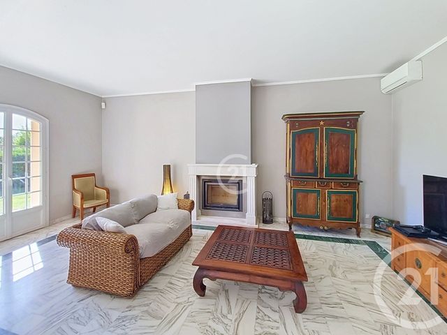 maison à vendre - 6 pièces - 170.41 m2 - ARLES - 13 - PROVENCE-ALPES-COTE-D-AZUR - Century 21 Horizons